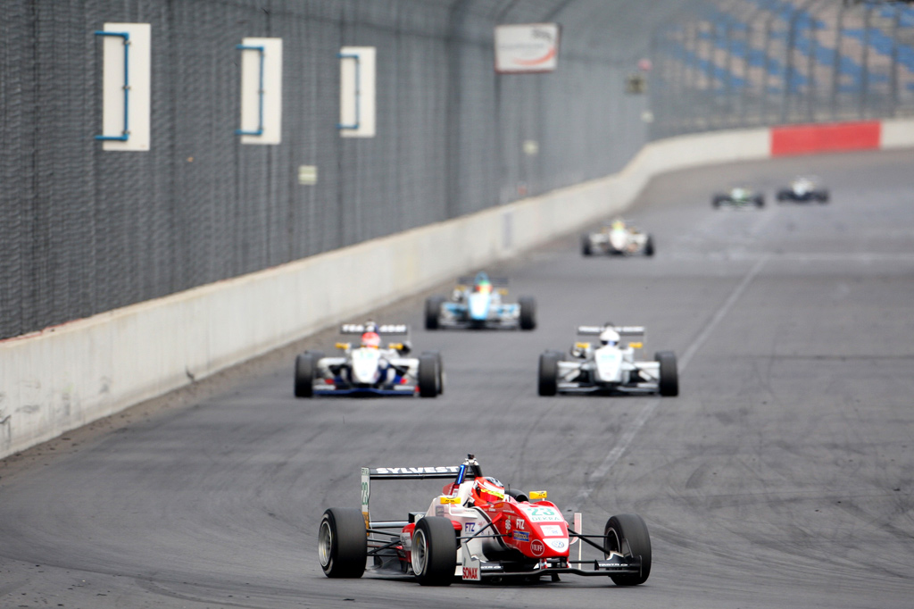 Nicolai Sylvest lagde mange konkurrenter bag sig i Formel-3 debuten
(Foto: Sylvest Motorsport)